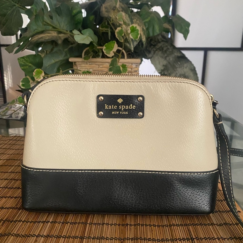 Kate Spade Black and White Crossbody - Picture 10 of 11